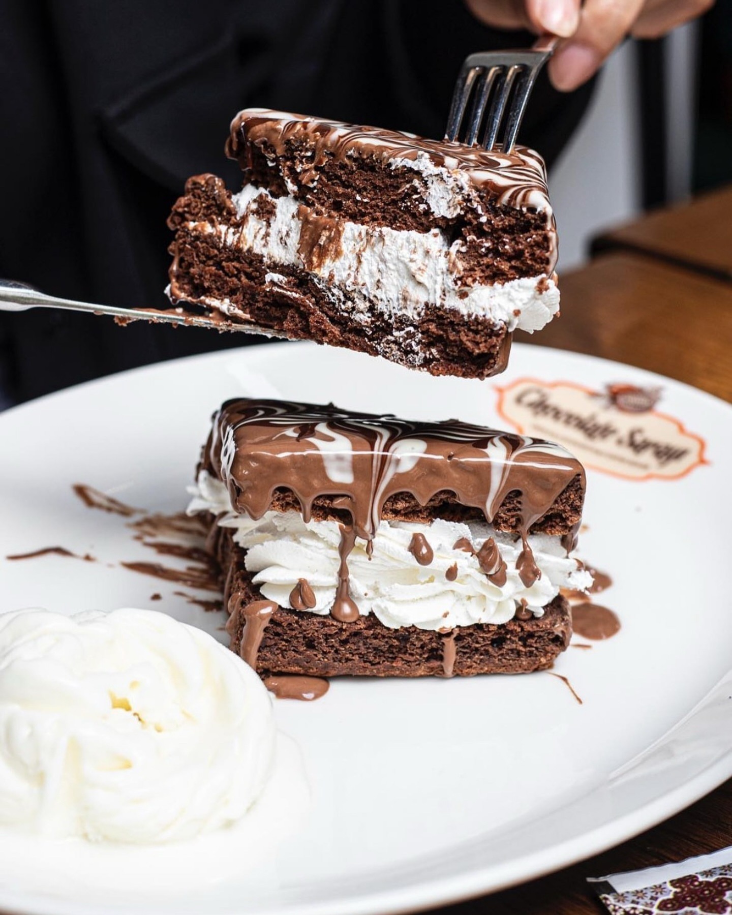 Photographie de dessert Chocolate Sarayi